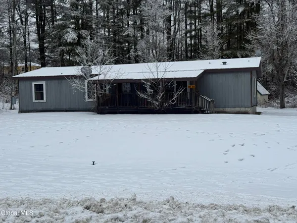 $69,999 | 7 Covered Bridge Lane, Jay, NY 12941