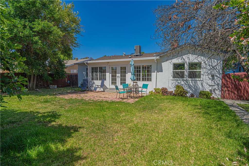 8534 Bothwell Road Northridge, CA 91324 - Photo 32 of 37