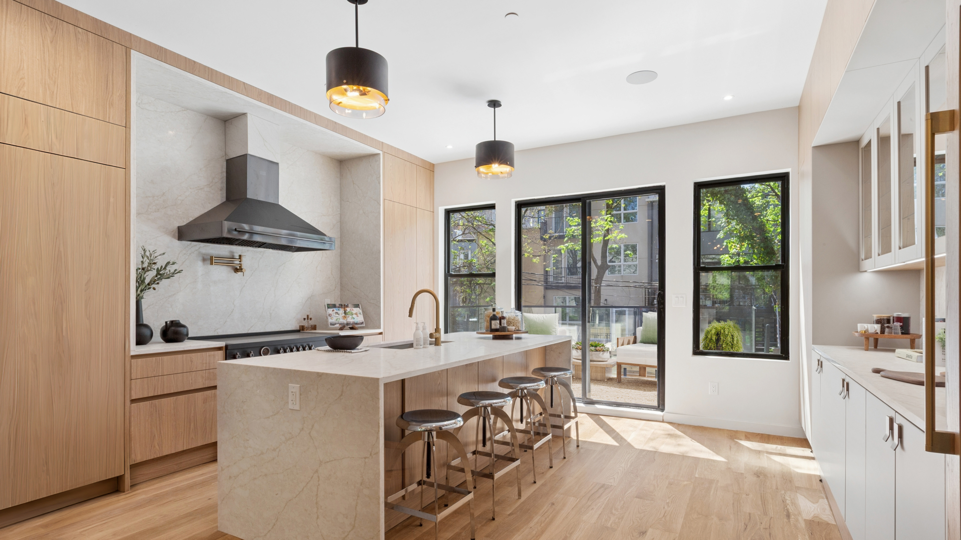 1506 Pacific Street Brooklyn, NY 11213 - Photo 3 of 38
