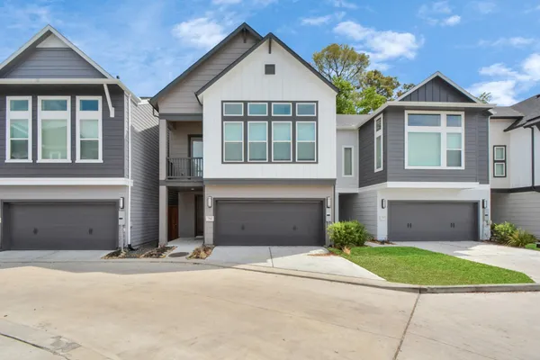 $2,497 | 703 Strawberry Pines Court, Houston, TX 77009