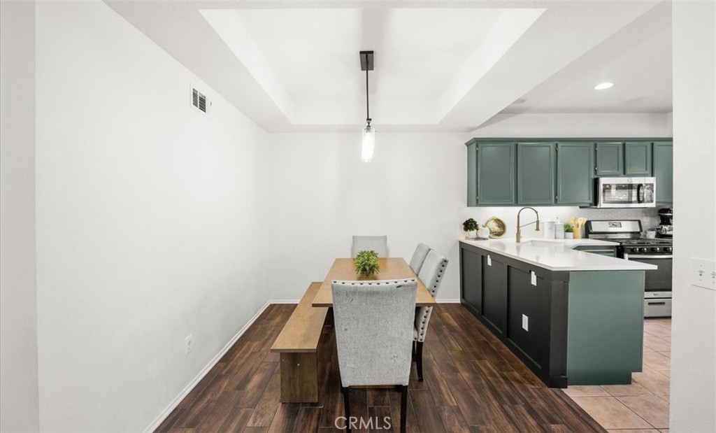 13077 Vía Salvia Riverside, CA 92503 - Photo 17 of 41