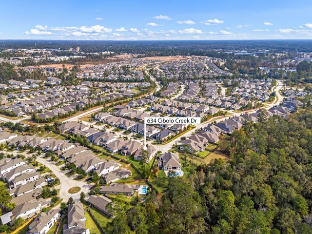 $735,000 | 634 Cibolo Creek Drive, Conroe, TX 77304