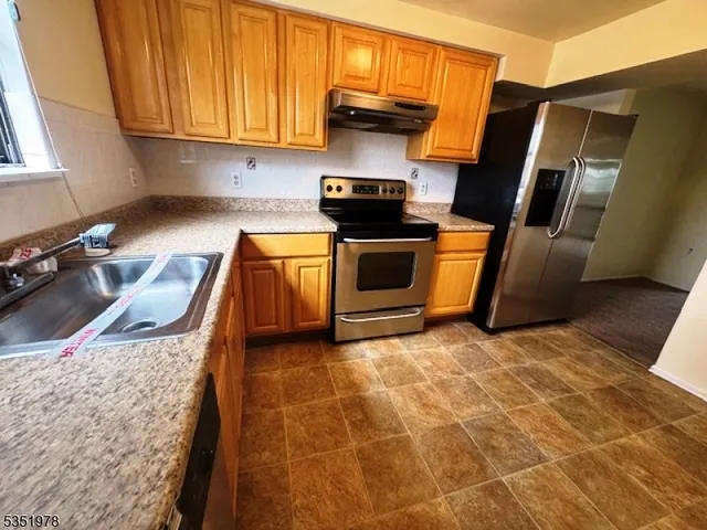 $300,000 | 44 Wood Duck Court, Hackettstown, NJ 07840