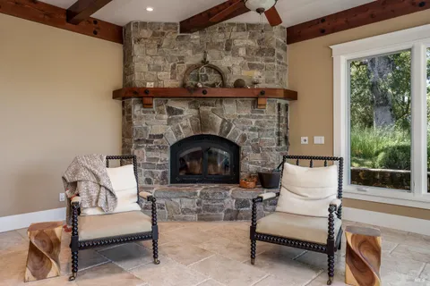 $1,360,000 | 8601 East Potter Valley Road, Potter Valley, CA 95469