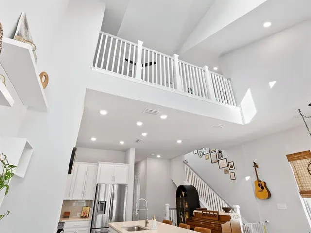 $749,000 | 2337 Lindstrom Street, Sarasota, FL 34237