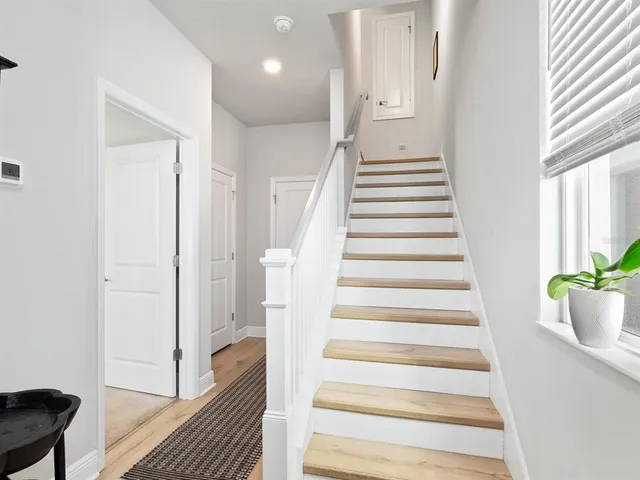 $749,000 | 2337 Lindstrom Street, Sarasota, FL 34237