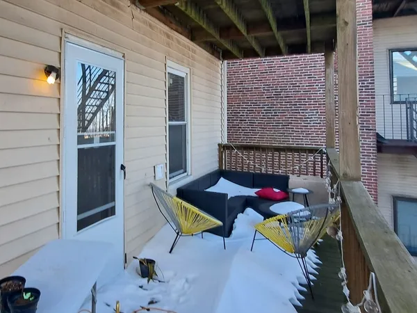 $6,000 | 143 Hillside Street, Unit 2, Boston, MA 02120