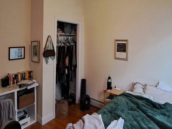 $6,000 | 143 Hillside Street, Unit 2, Boston, MA 02120