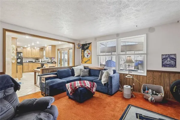 $269,900 | 114 Tangleview Drive, White Oak, PA 15131