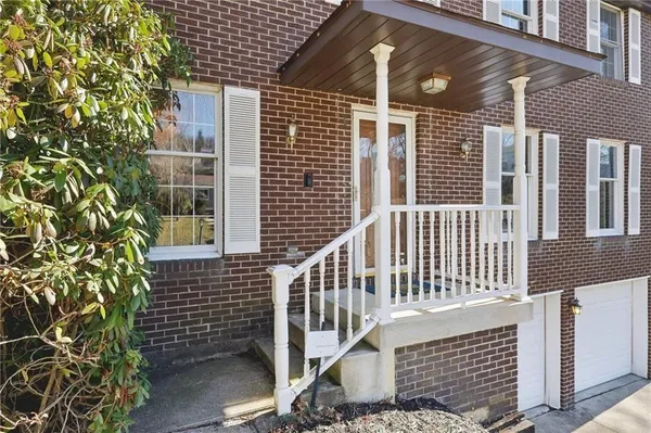 $269,900 | 114 Tangleview Drive, White Oak, PA 15131