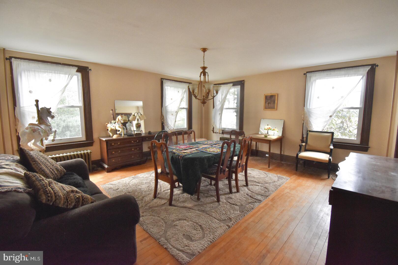 39 Highland Road Wrightstown, NJ 08562 - Photo 3 of 69