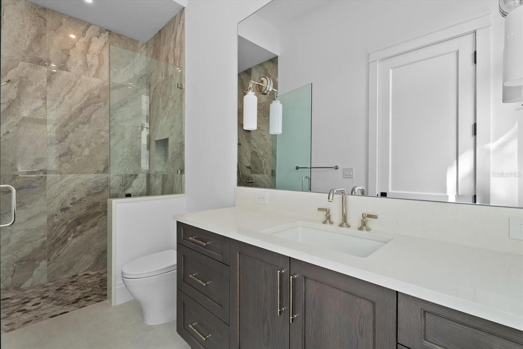 5215 Hidden Harbor Road Sarasota, FL 34242 - Photo 42 of 80