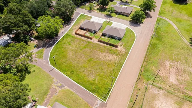 a view of swimming pool with a bathtub