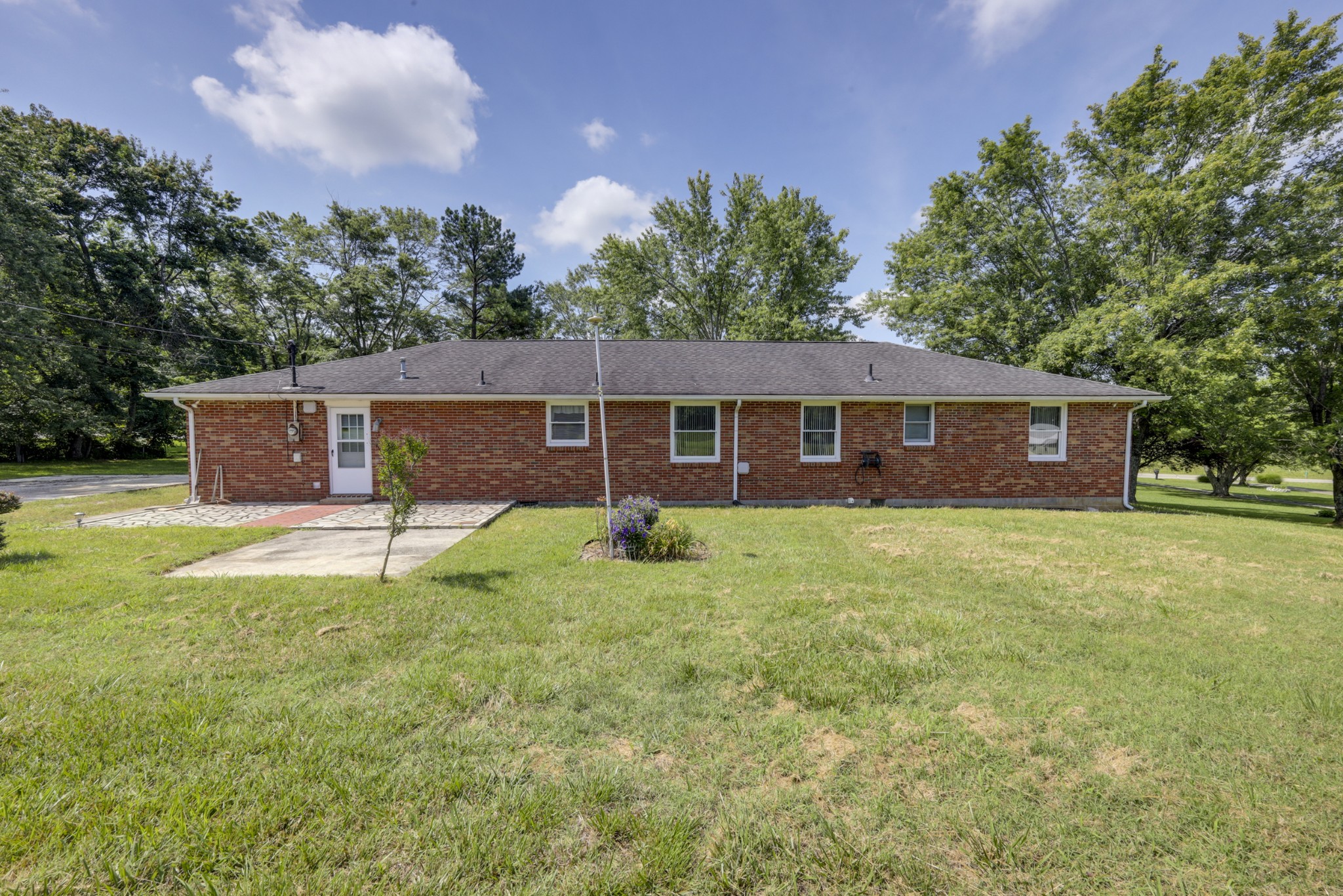 13210 Betts Road Greenbrier, TN 37073 - Photo 2 of 36