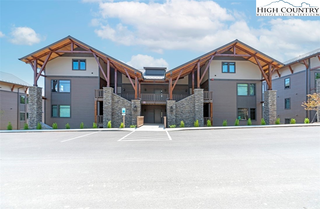 332 Summit View Parkway, Unit S1011 Boone, NC 28607 - Photo 2 of 47