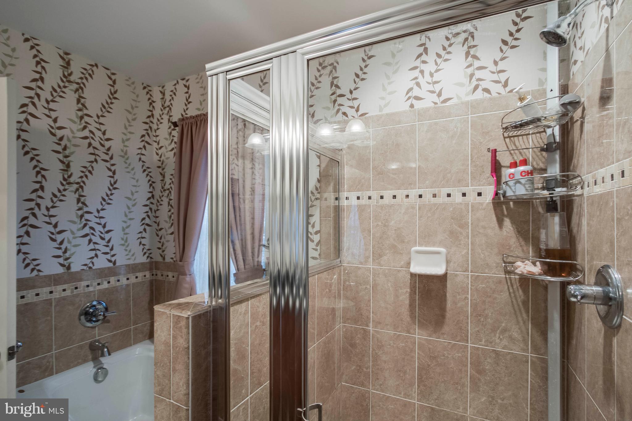 23 Short Branch Road Stafford, VA 22556 - Photo 16 of 30 Good size shower and separate tub