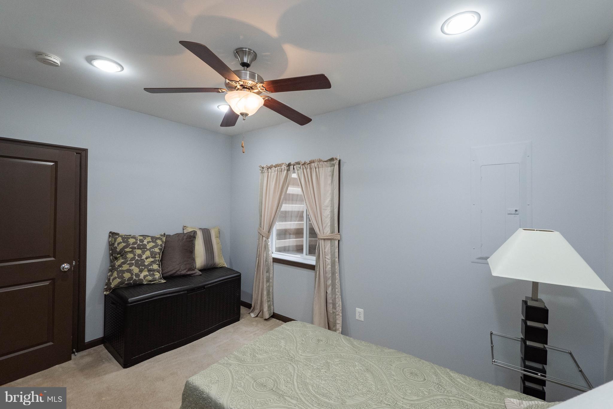 23 Short Branch Road Stafford, VA 22556 - Photo 28 of 30 Great bedroom or den space