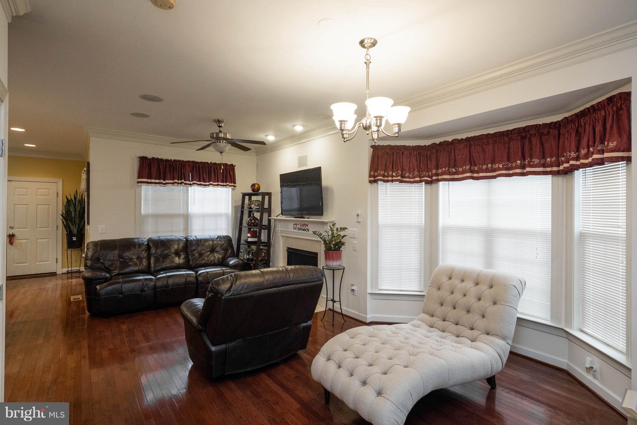 23 Short Branch Road Stafford, VA 22556 - Photo 4 of 30 Great living room in which to relax