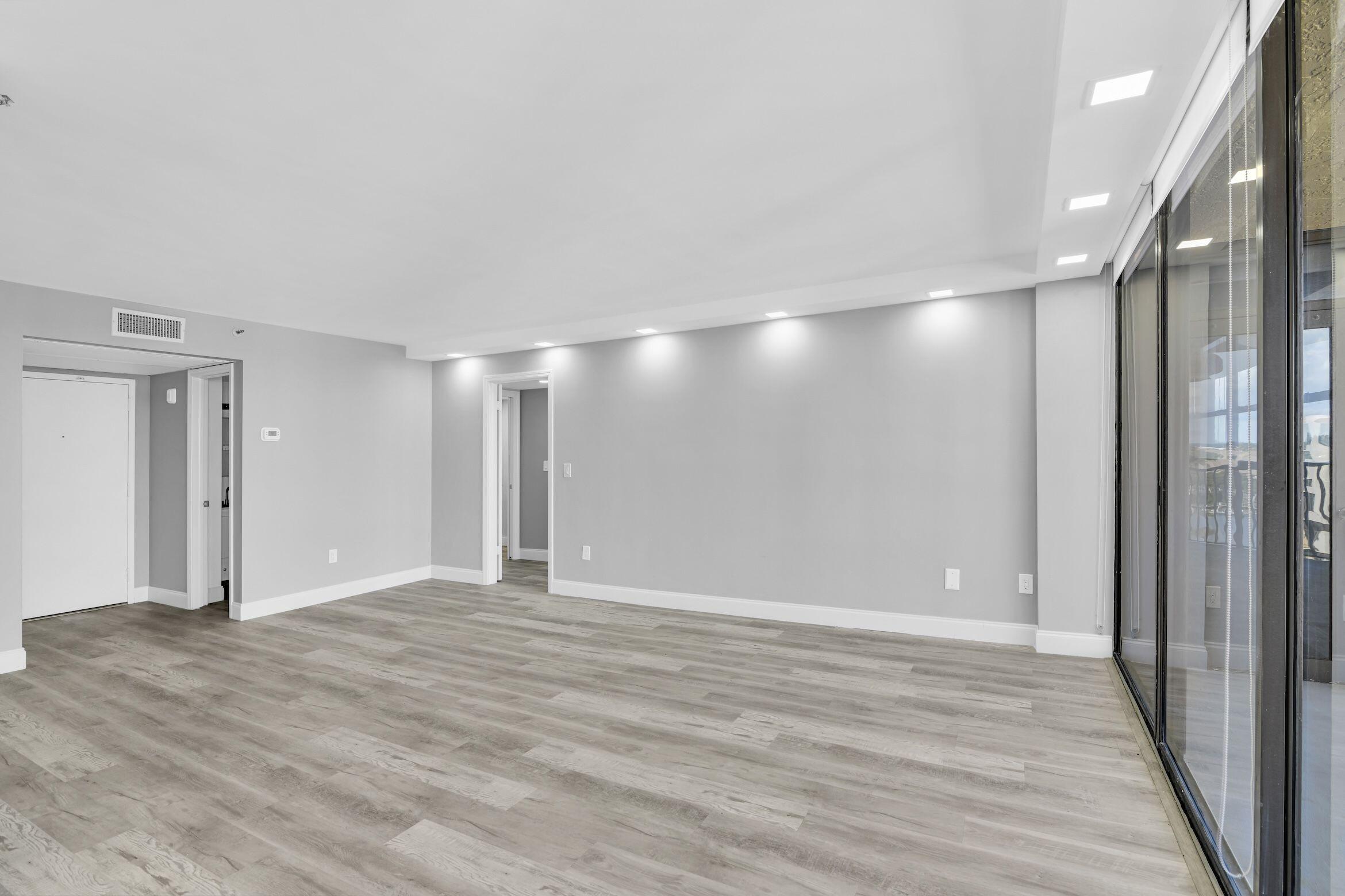 859 Jeffery Street, Unit 810 Boca Raton, FL 33487 - Photo 6 of 61 a view of an empty room