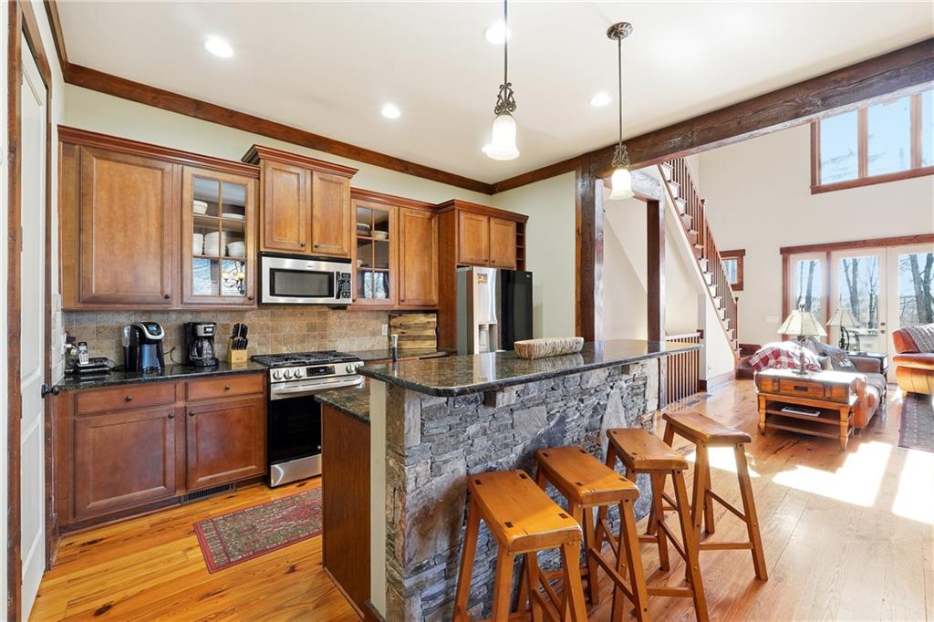 180 Choctaw Ridge Jasper, GA 30143 - Photo 4 of 35