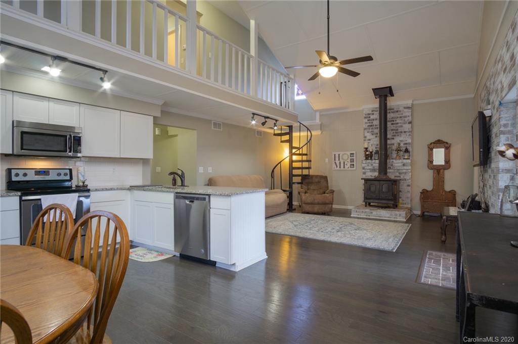 1201 Blanton Road Sharon, SC 29742 - Photo 11 of 40