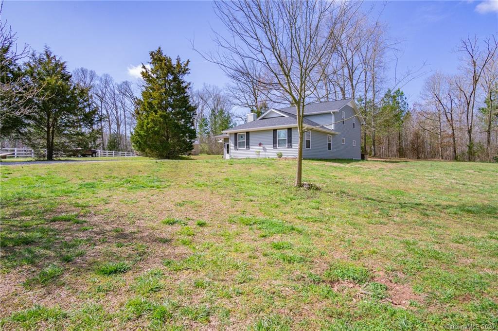 1201 Blanton Road Sharon, SC 29742 - Photo 3 of 40