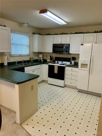 $223,000 | 4605 Sherman Park Drive, Unit 13E, St. Charles, MO 63303