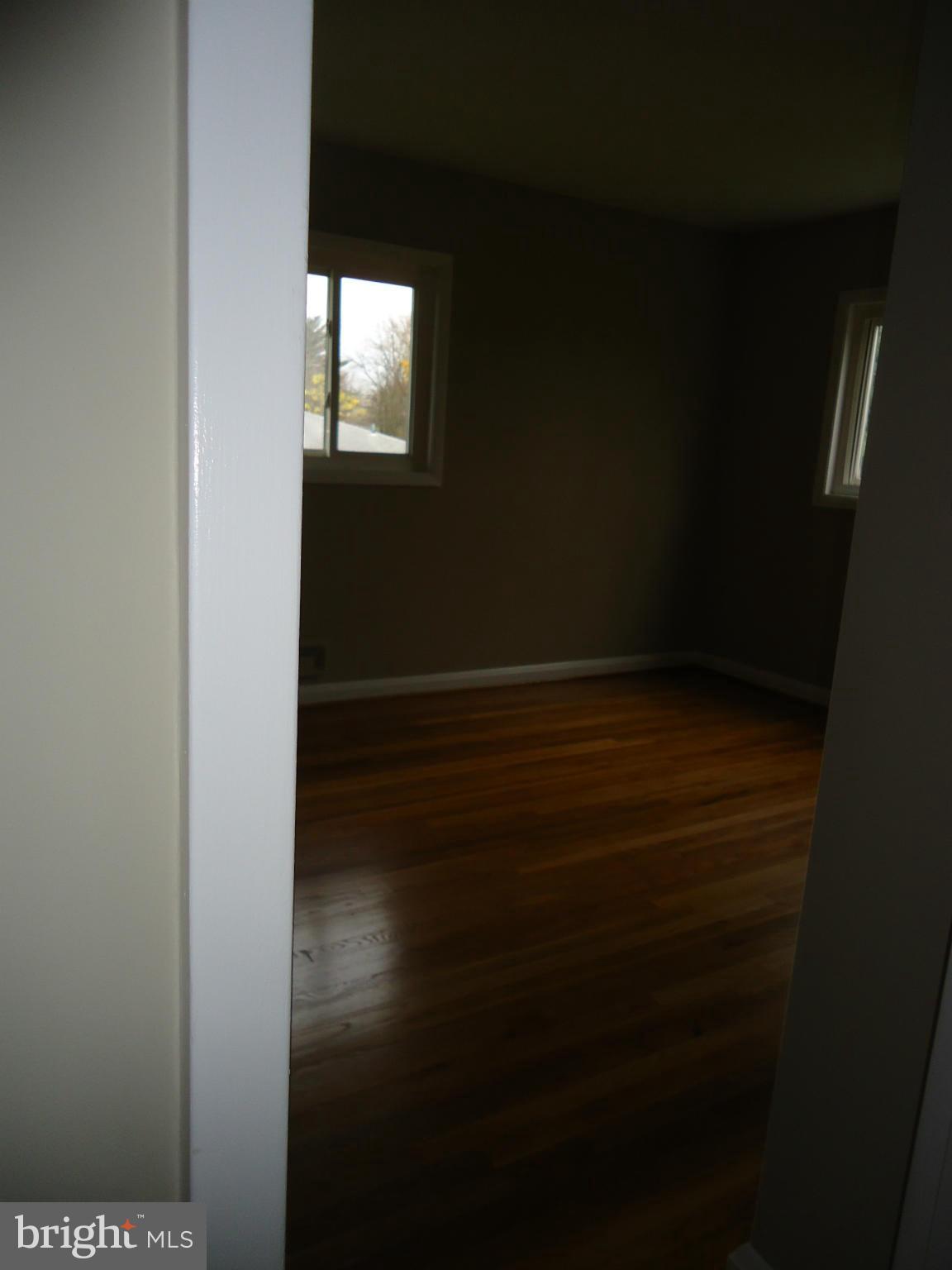 3614 Bellmore Road Baltimore, MD 21244 - Photo 15 of 20 a view of hallway with window