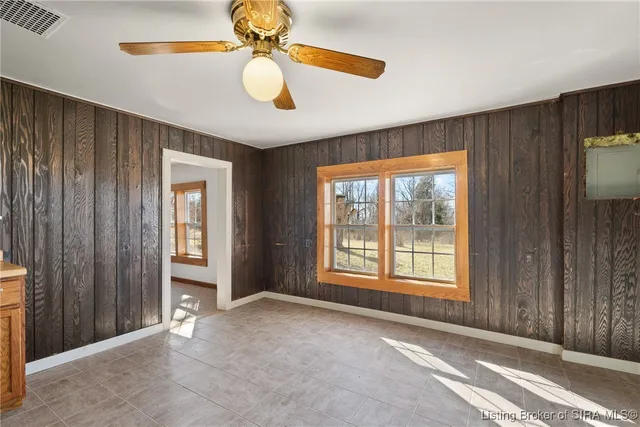 $665,000 | 3128 Zehr Road, Taswell, IN 47175