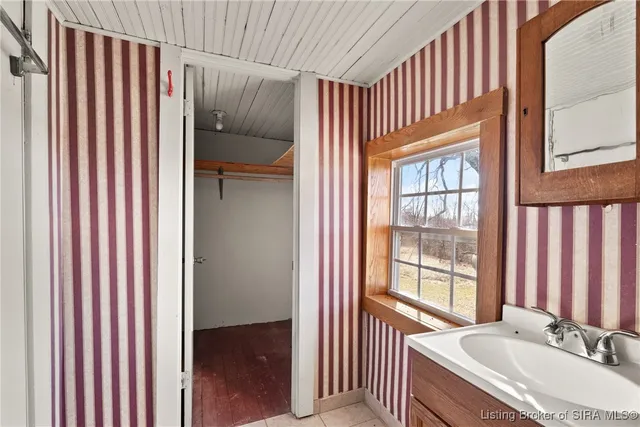 $665,000 | 3128 Zehr Road, Taswell, IN 47175