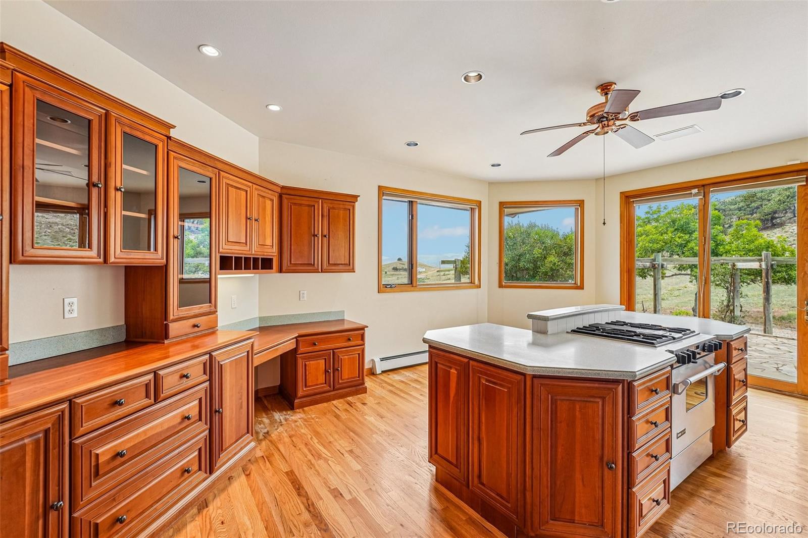 6915 Rabbit Mountain Road Longmont, CO 80503 - Photo 10 of 48