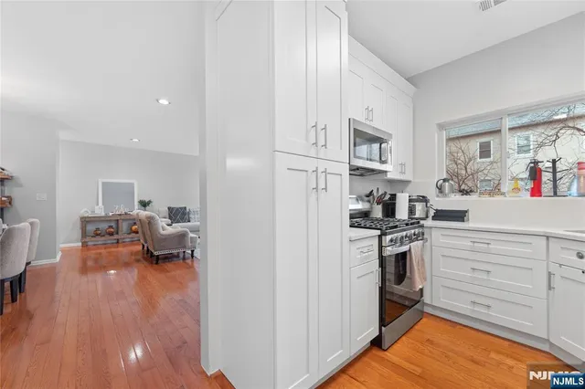 $499,000 | 511 Brittany Drive, Wayne, NJ 07470