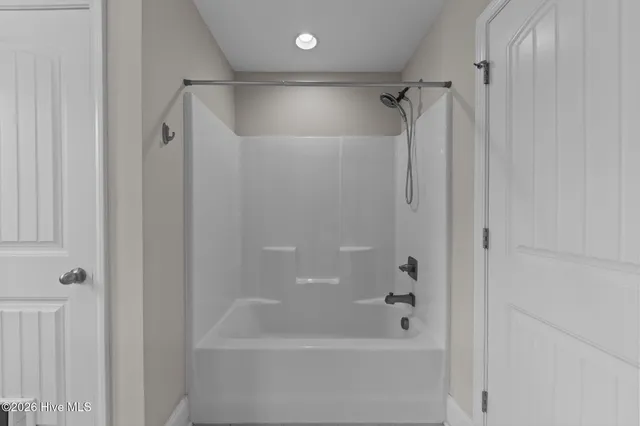 $2,500 | 466 Kerr Lake Road, Aberdeen, NC 28315