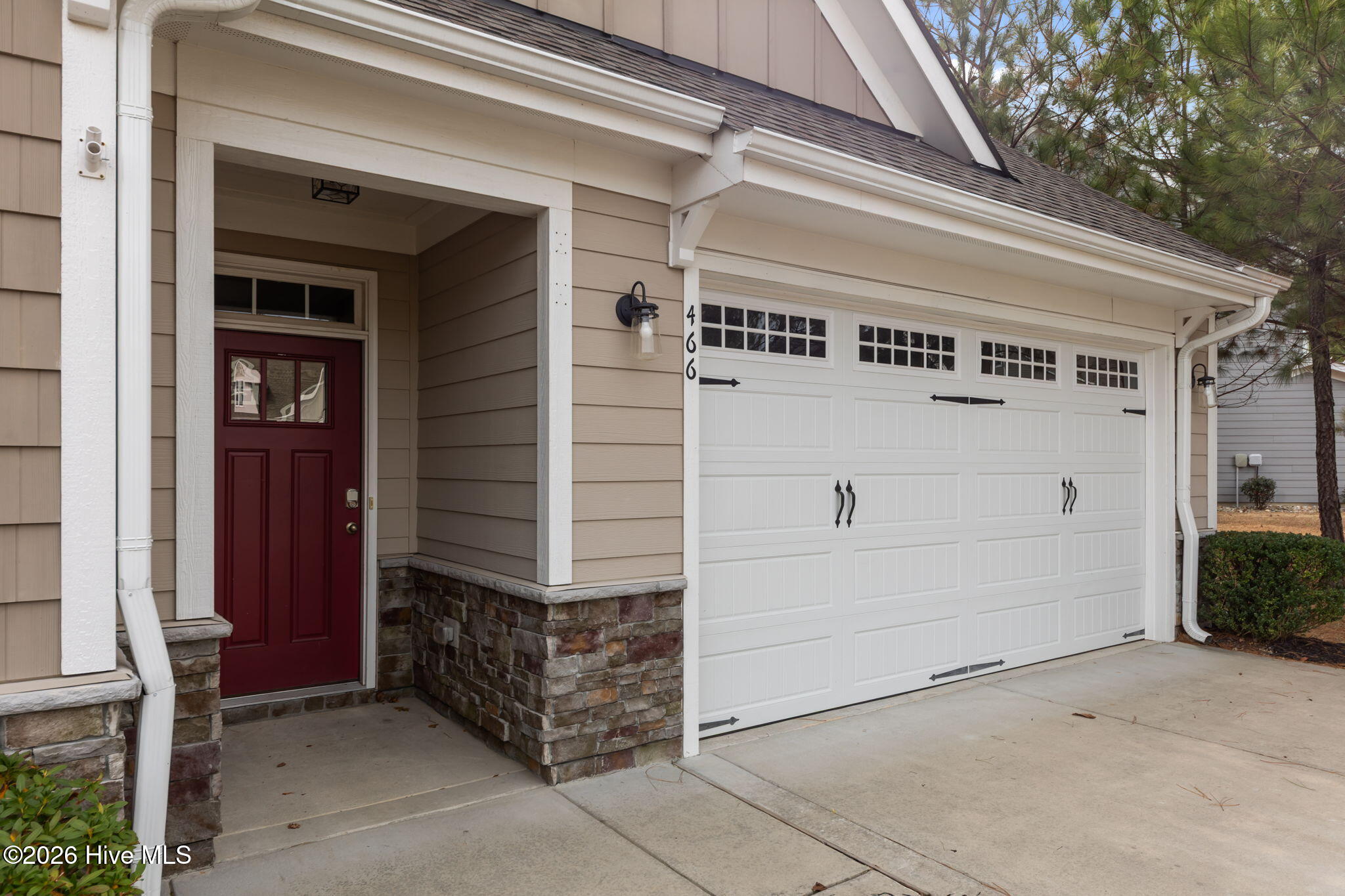 466 Kerr Lake Road Aberdeen, NC 28315 - Photo 3 of 43 39-web-or-mls-707A5791