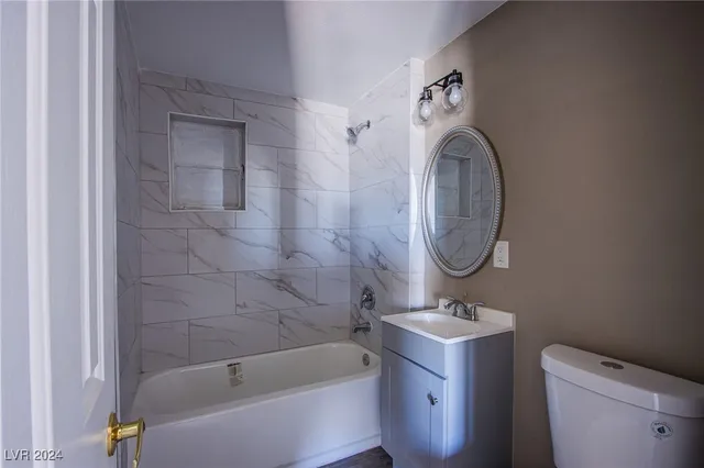 $649,888 | 612 West Washington Avenue, Las Vegas, NV 89106