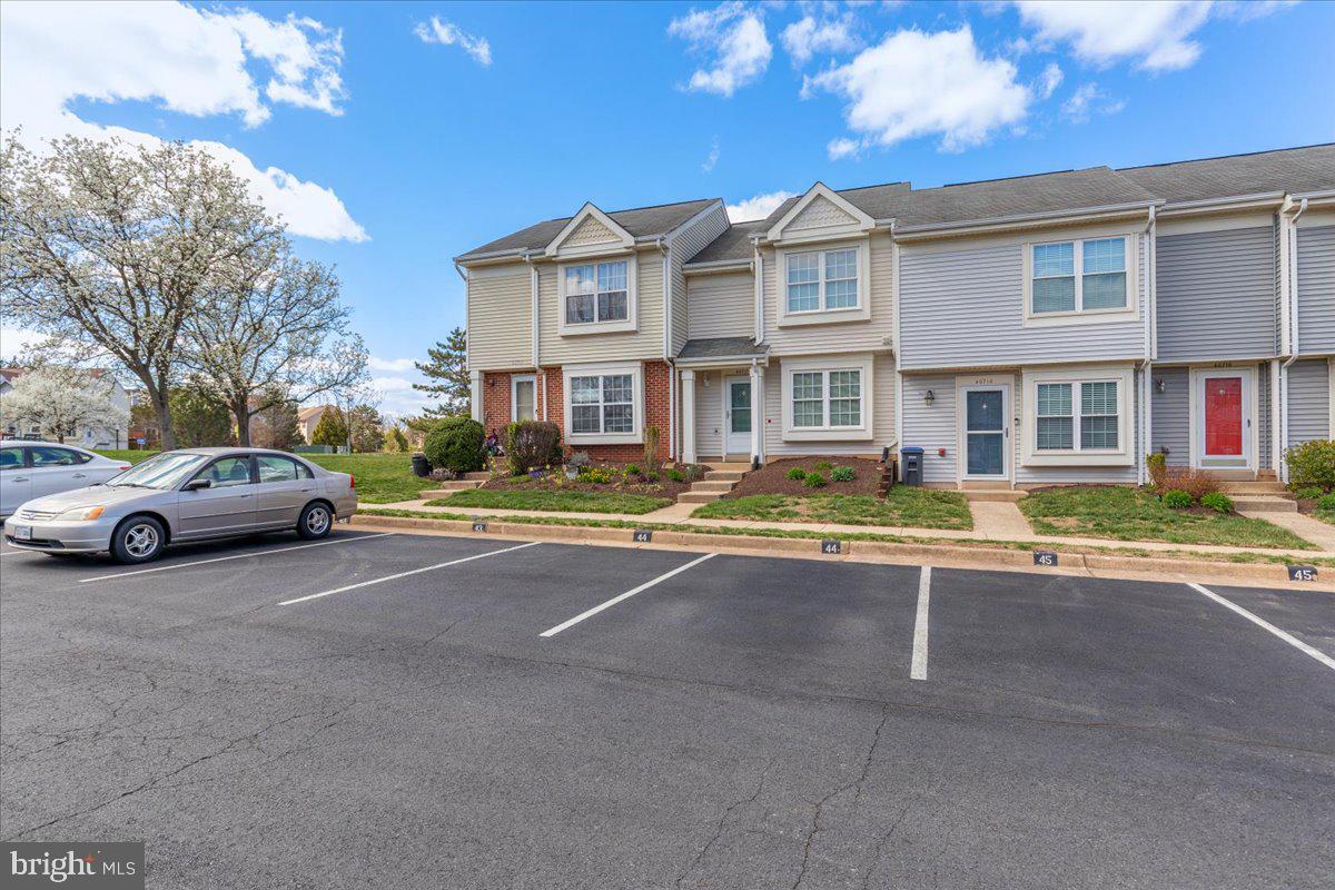 46712 Fielding Terrace Sterling, VA 20164 - Photo 22 of 22 a view of street with parked cars