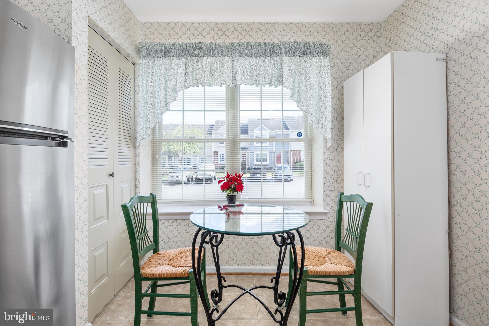 46712 Fielding Terrace Sterling, VA 20164 - Photo 5 of 22 a dining room with furniture and window