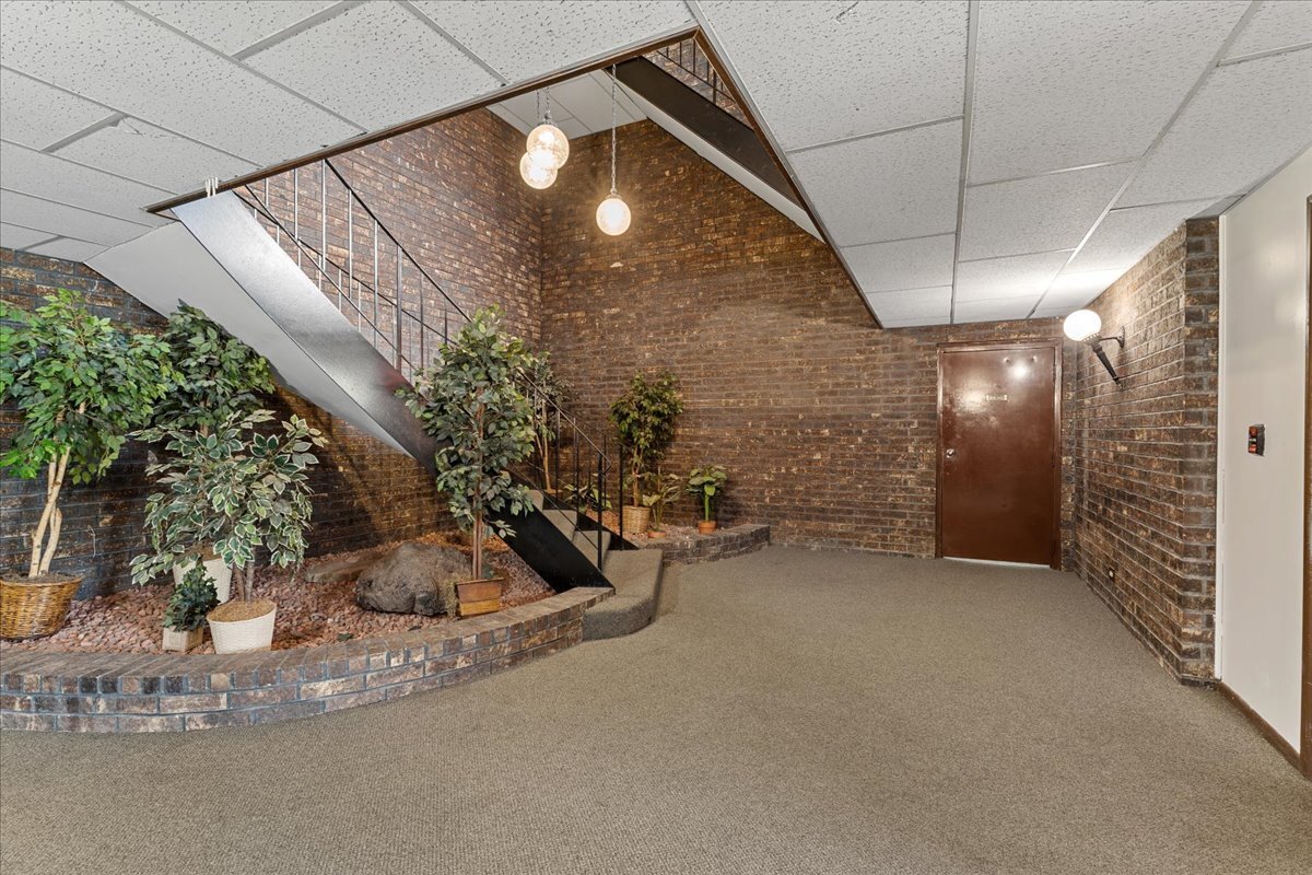 820 Elder Road, Unit C411 Homewood, IL 60430 - Photo 15 of 25