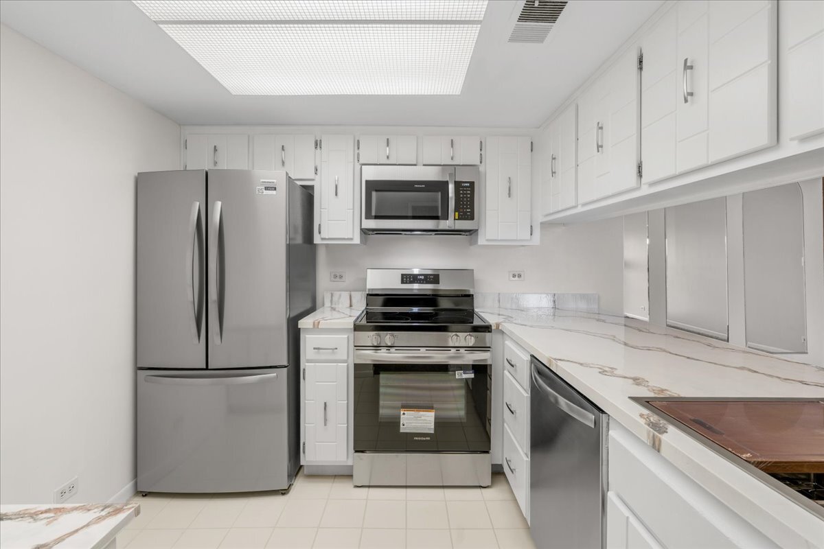 820 Elder Road, Unit C411 Homewood, IL 60430 - Photo 8 of 25