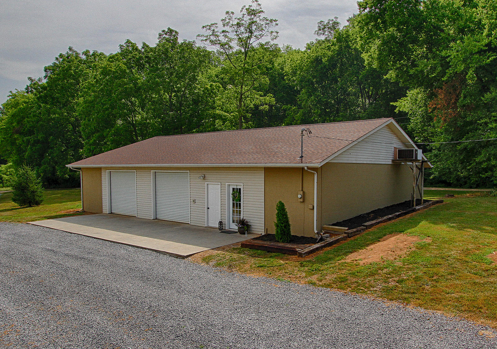 232 Ragon Road Philadelphia, TN 37846 - Photo 18 of 31 24-IMG_4638_HDR
