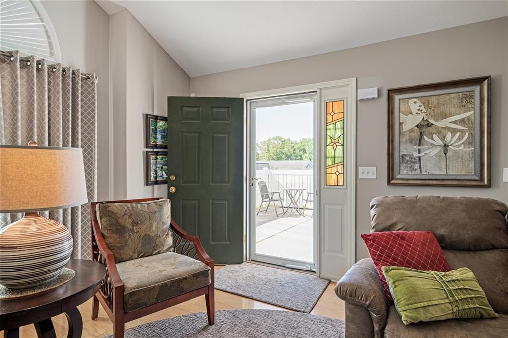 7153 Meadow View Street Shawnee, KS 66227 - Photo 11 of 48