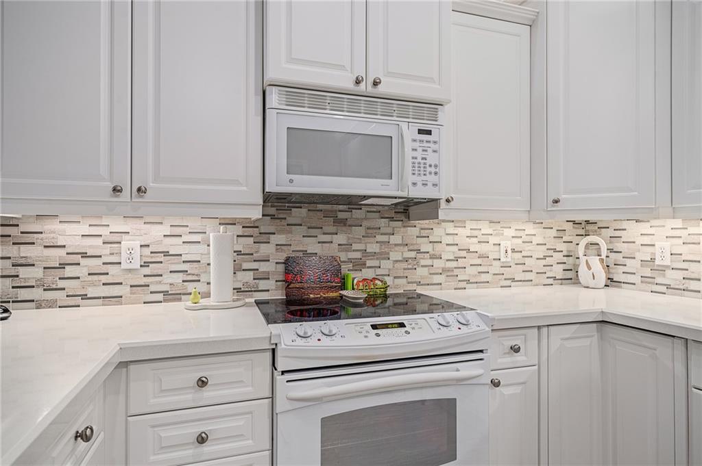 7153 Meadow View Street Shawnee, KS 66227 - Photo 27 of 48