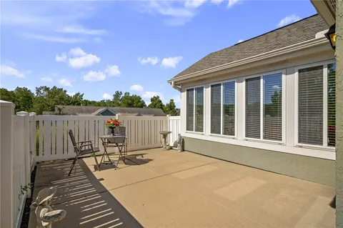 $420,000 | 7153 Meadow View Street, Shawnee, KS 66227