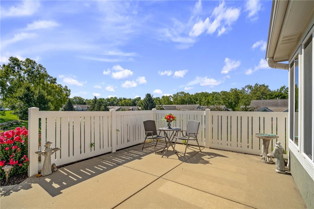 7153 Meadow View Street Shawnee, KS 66227 - Photo 8 of 48