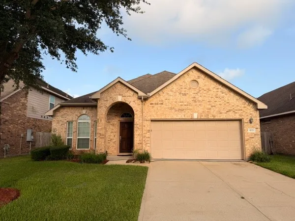 $310,000 | 4926 Applewood Crest Lane, Rosharon, TX 77583