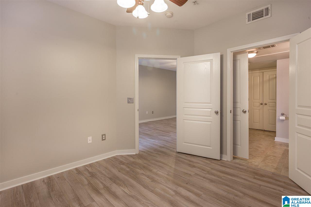 401 20th Street South, Unit 413 Birmingham, AL 35233 - Photo 11 of 21