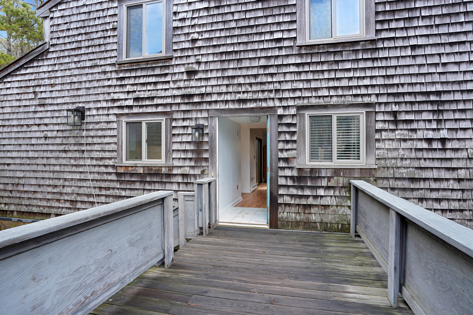 4 Quail Run Road, Unit 1 Oak Bluffs, MA 02557 - Photo 2 of 23 Private End Unit