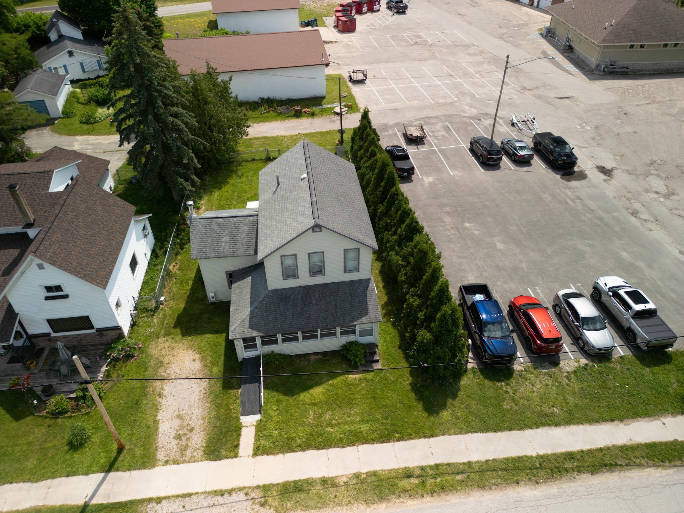 7301 Clark Beulah, MI 49617 - Photo 9 of 32