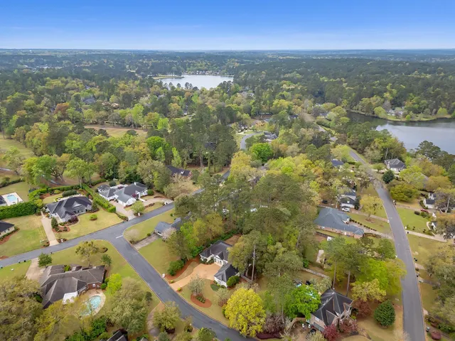 $698,500 | 9210 Hampton Glen Court, Tallahassee, FL 32312