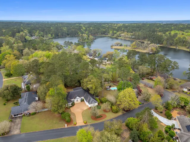 $698,500 | 9210 Hampton Glen Court, Tallahassee, FL 32312